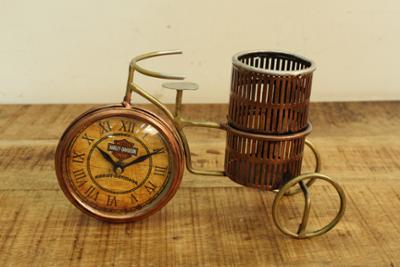 IRON CYCLE CLOCK PEN STAND