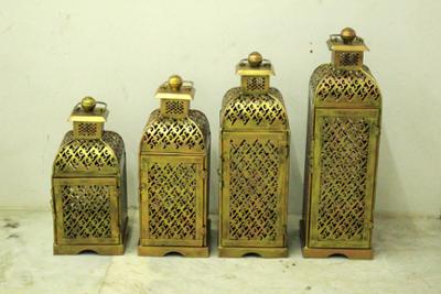 IRON SQUARE JALI LANTERN S/4